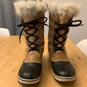 Sorel Women’s Tofino Tall Snow Boot Size 11